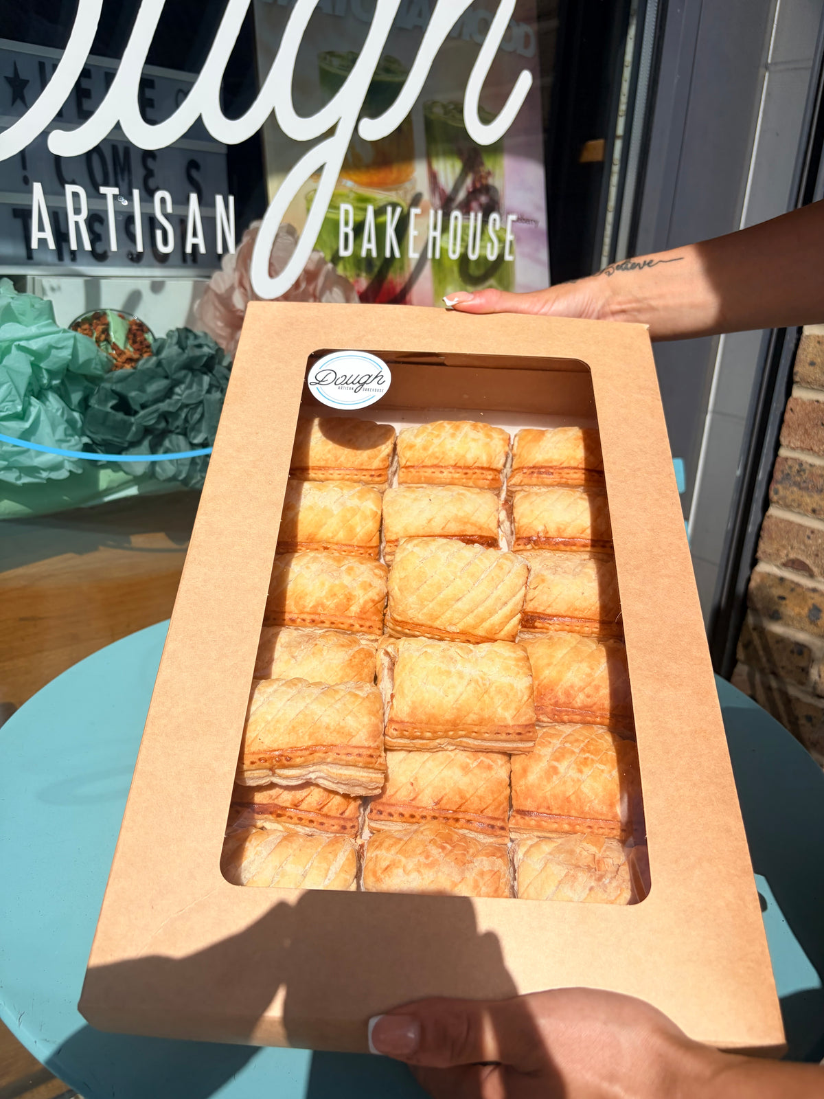 Mini Sausage Rolls (24)